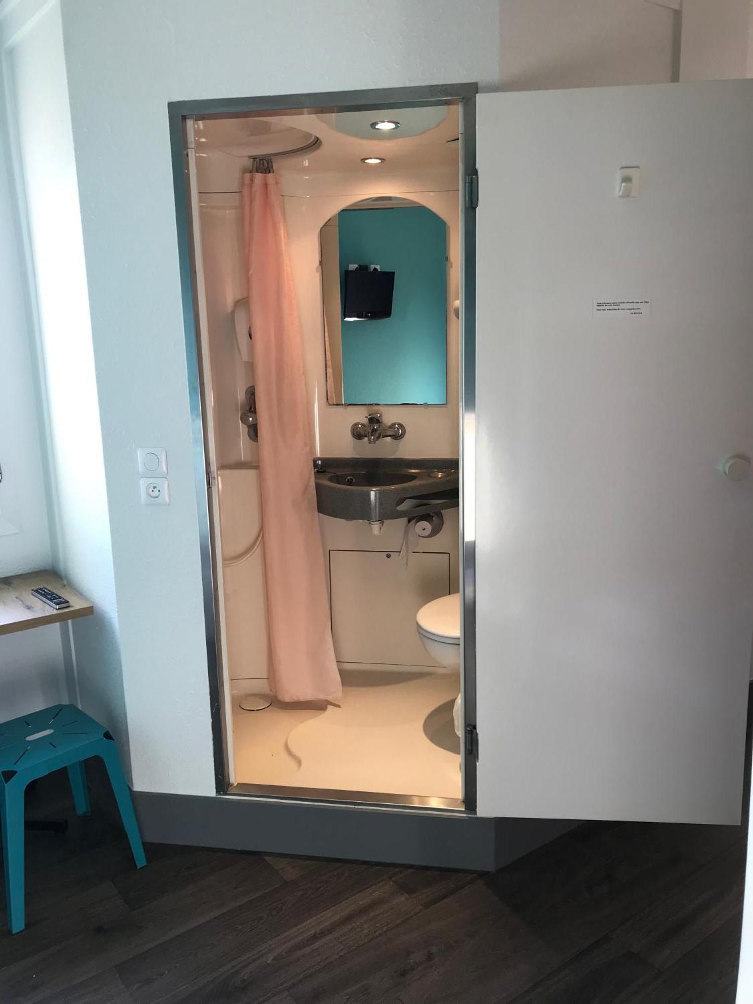 Hotelf1 Igny Massy Tgv Ngoại thất bức ảnh